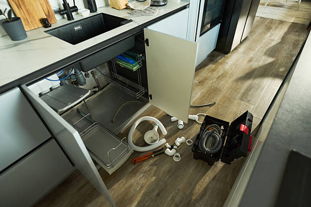 Reliable Emergency Plumber contractor in Hanscom AFB, MA by Street Wise - Plumbing